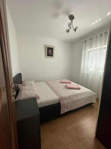 Holiday Home Lavanda プーラ エクステリア 写真